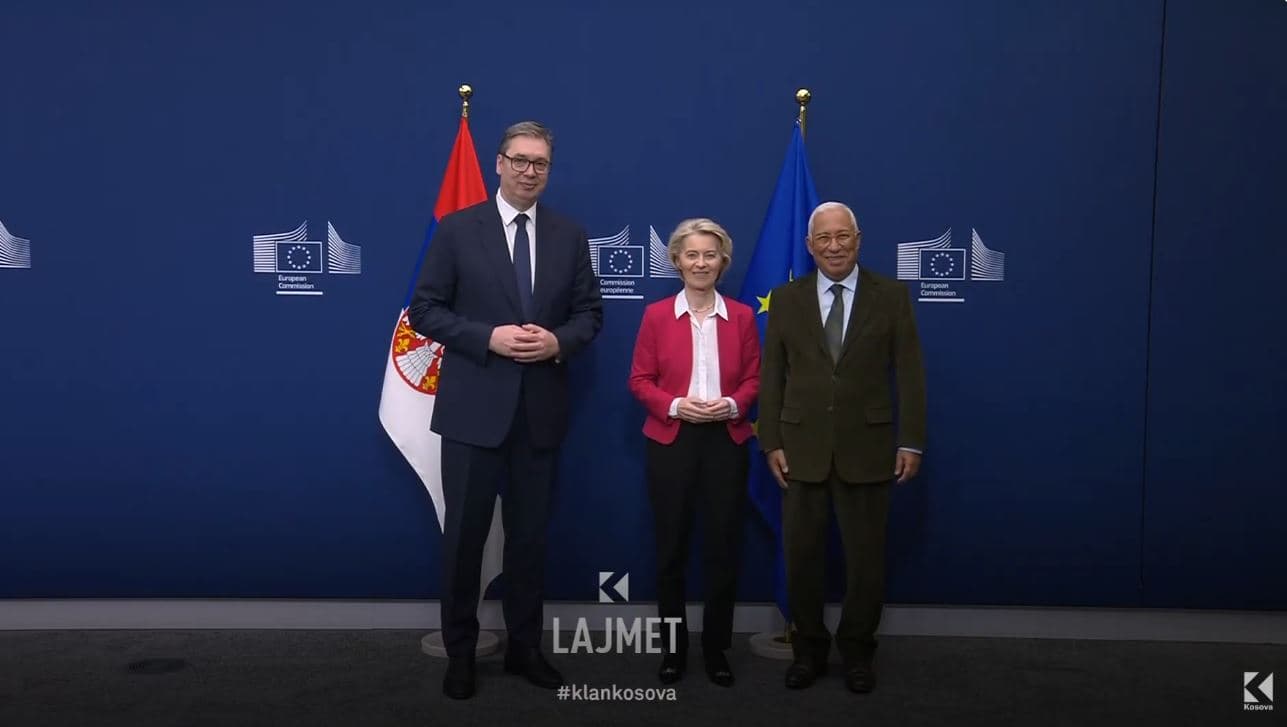 Manovrat serbe: Moska me porosi për Vuçiqin, BE s’e dëgjon (VIDEO)