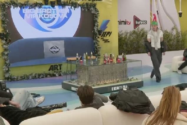 Zarf gri në shtëpi! Çfarë pritet të ndodhë? (VIDEO)