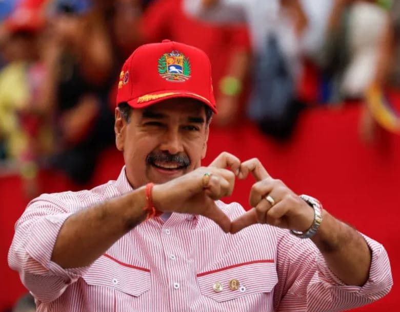 Maduro refuzon “paqen e skllevërve” ndërsa SHBA rrit presionin ndaj Venezuelës