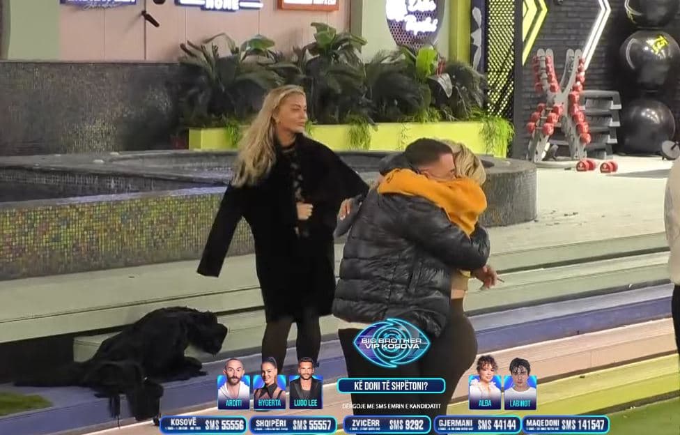 Moment i ngrohtë: Dolce përqafon Limin dhe vallëzon me të (VIDEO)