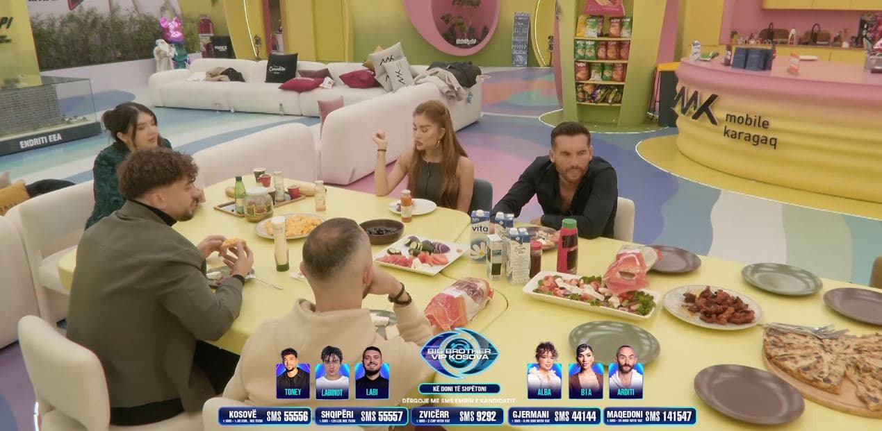 “I like suxhuk Gjylekar”, banorët ulen për të ngrënë - shumë diskutime në tavolinë (VIDEO)