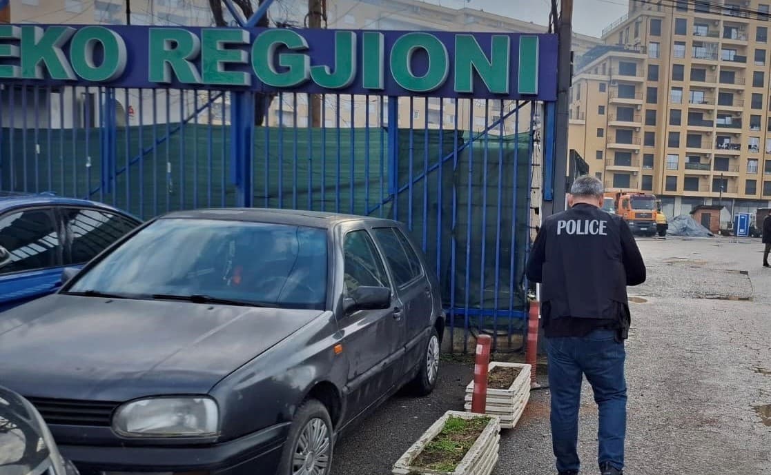 Aksion në “Eko Regjioni” në Prizren, Prokuroria Speciale arreston dy persona të dyshuar