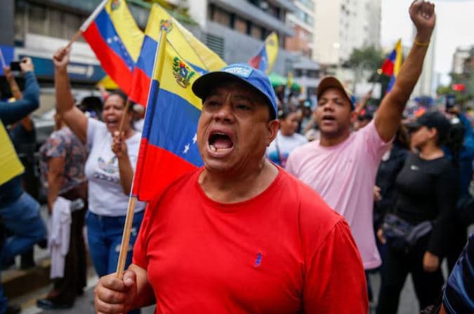 Venezuela urdhëron arrestimin e mbështetësve të sulmit amerikan