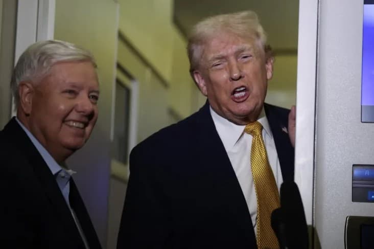 Trump mbështet sanksione ndaj Kinës dhe Indisë për blerjen e naftës ruse