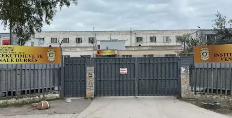 Arratisja e Altin Ndocit, shkarkohet drejtori  i burgut të Durrësit dhe gjithë zinxhiri komandues