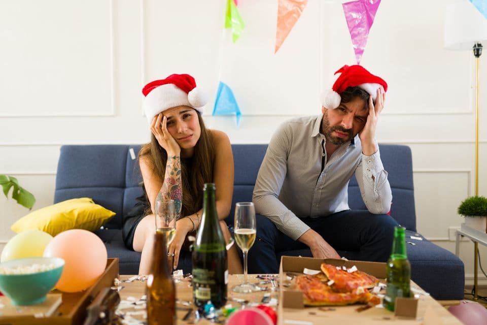Pse “hangover”-i bëhet më i rëndë me moshën? Ja çfarë thotë shkenca