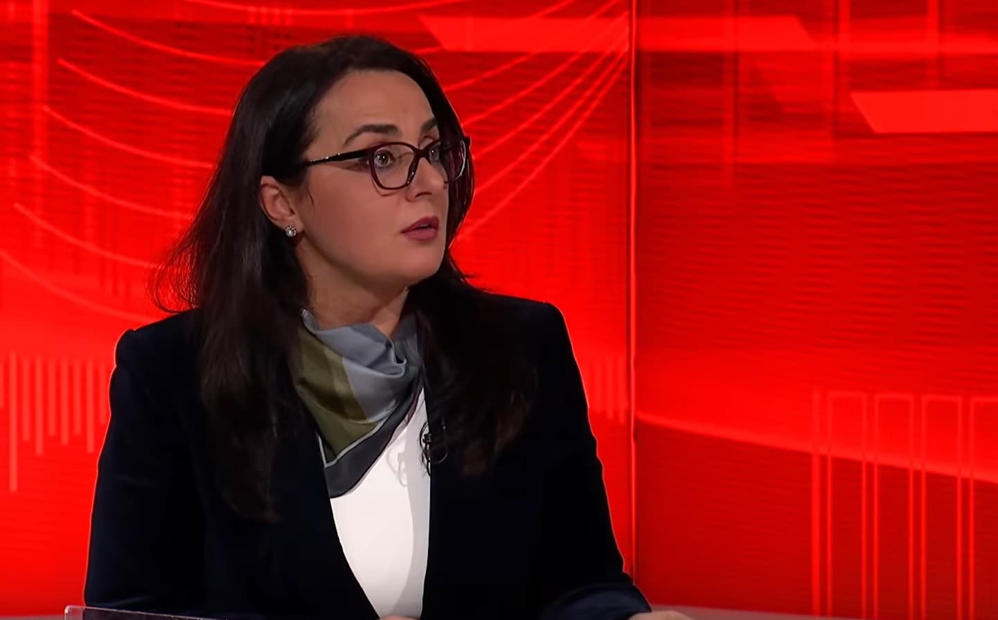 A kanë nisur negociatat për një koalicion LDK-LVV? Flet Lushaku-Sadriu (VIDEO)