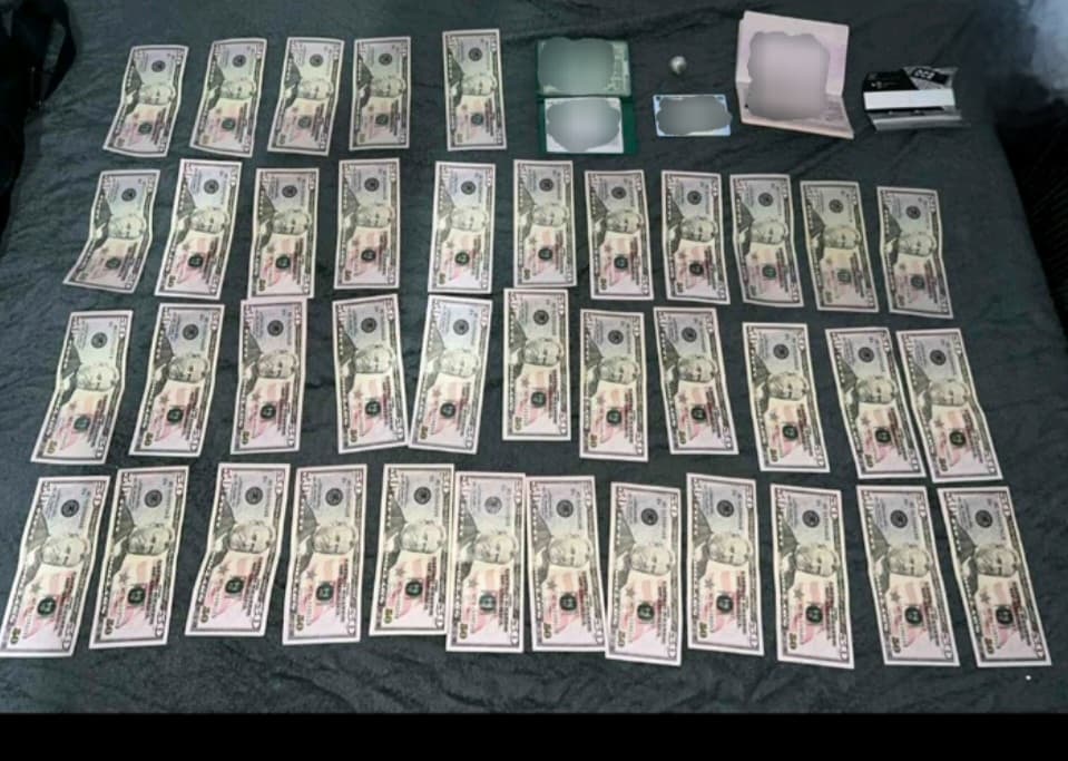 Dyshohet për përdorim të parave të falsifikuara në Ferizaj, arrestohen dy shtetas të huaj