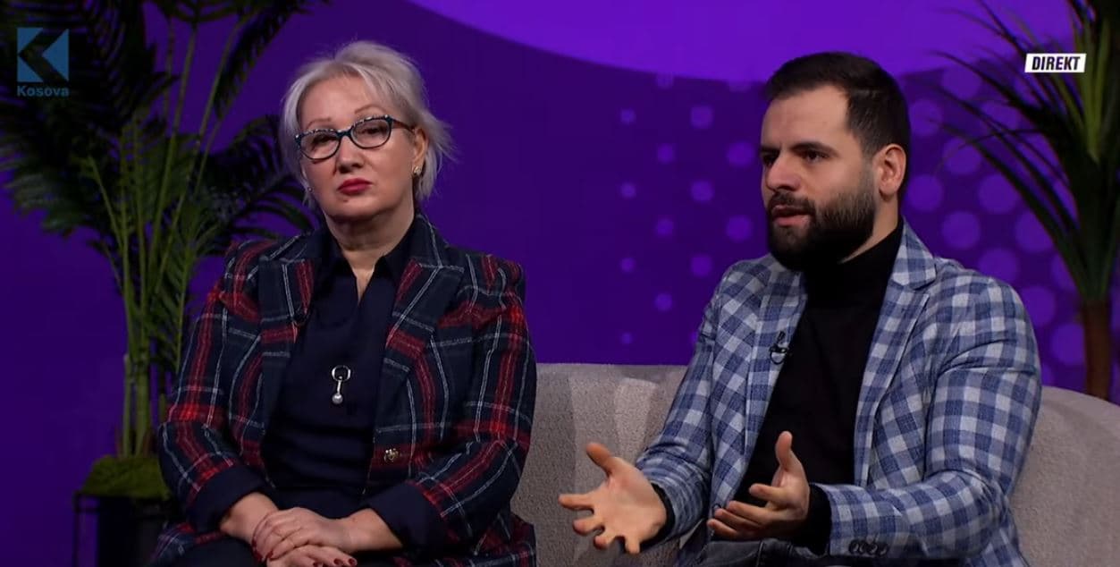 Doktorët nënë e bir, Luljeta dhe Ylli rrëfejnë: Si ndajnë punën, familjen dhe mjekësinë (VIDEO)