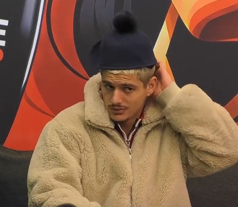 Londrimi-finalistëve: Po më bëni të ndihem keq për vlerat e mia (VIDEO)