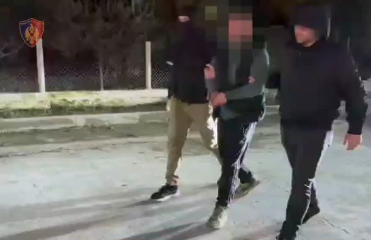 Sherr për parking, arrestohet i dyshuari për vrasjen e 47 vjeçarit në Kavajë (VIDEO)