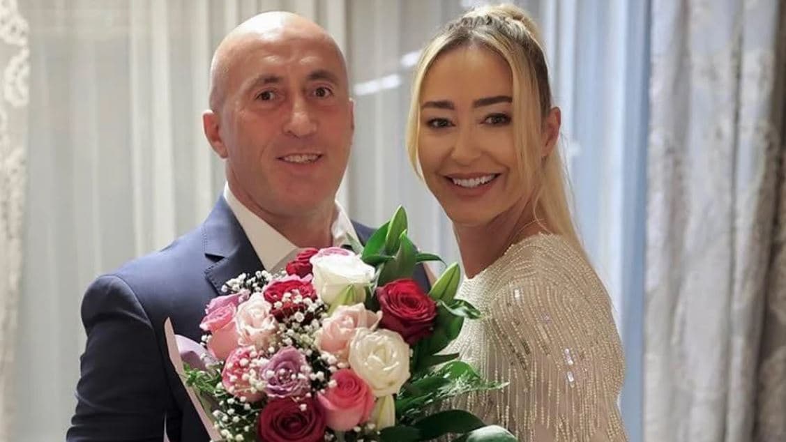 "Me kanë smutë s'kisha kesh, kisha bërtitë", Anita flet për gjendjen shëndetësore të Ramush Haradinajt (VIDEO)