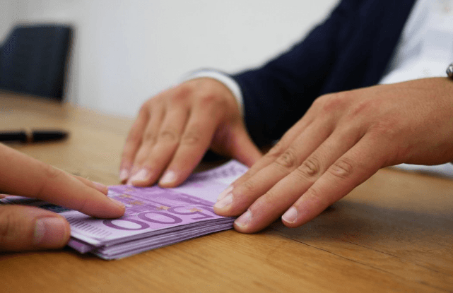 Rasti i fajdesë në Rahovec: Viktima mori afro 7 mijë €, e veç kamatë u detyrua t'i paguajë 14 mijë