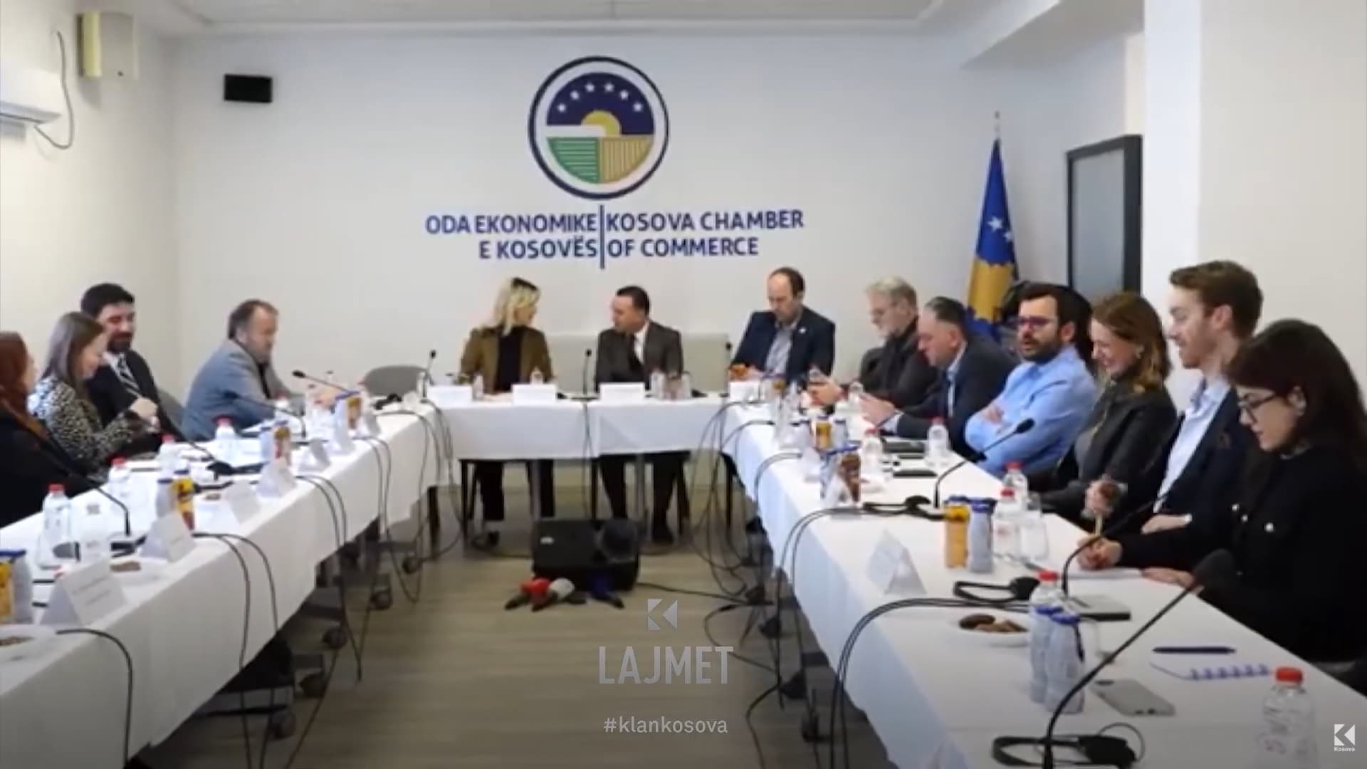 Bizneset në Kosovë: OEK flet me partnerët për fuqizim të sektorit privat (VIDEO)