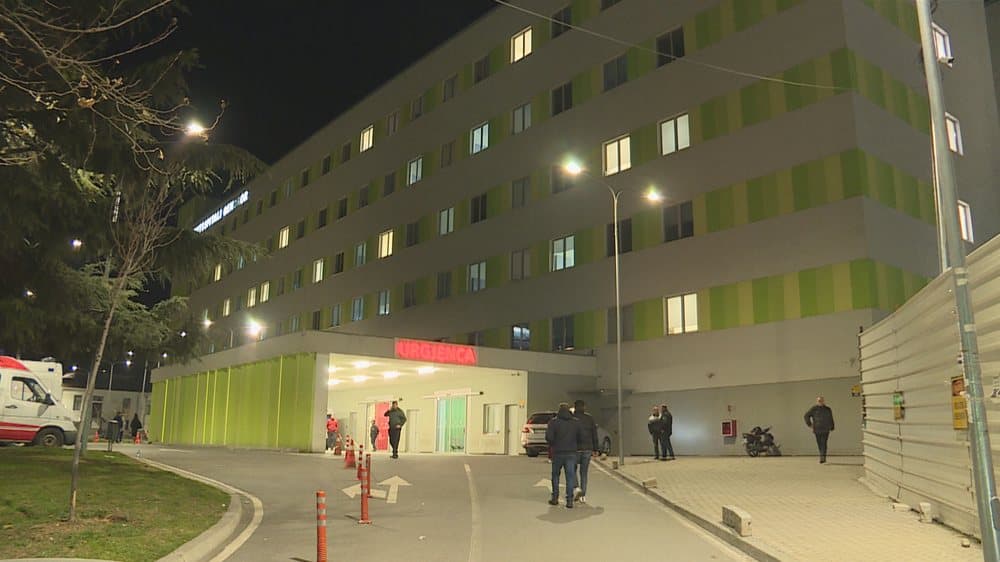 Tiranë: Foshnja 2-muajshe vdes në spital, dyshohet nga kequshqyerja