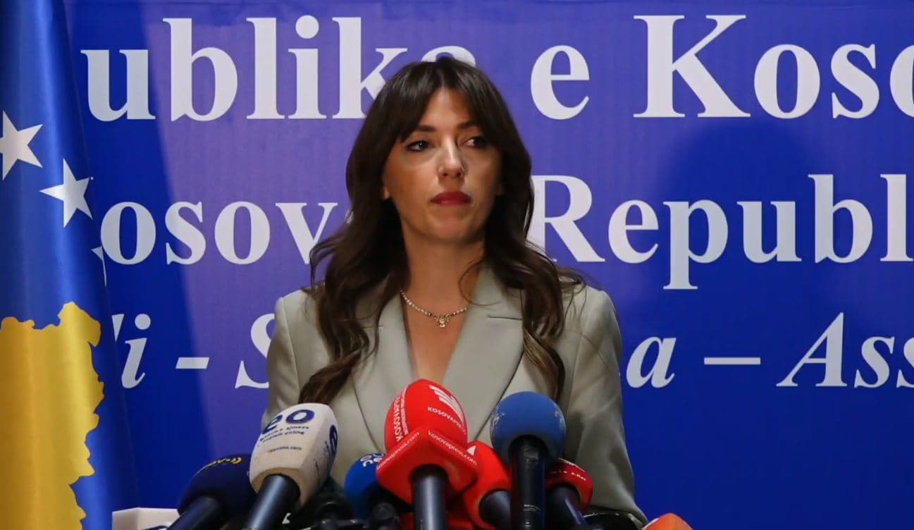 Albulena Haxhiu reagon pas dënimit për vrasësit e Liridona Ademajt
