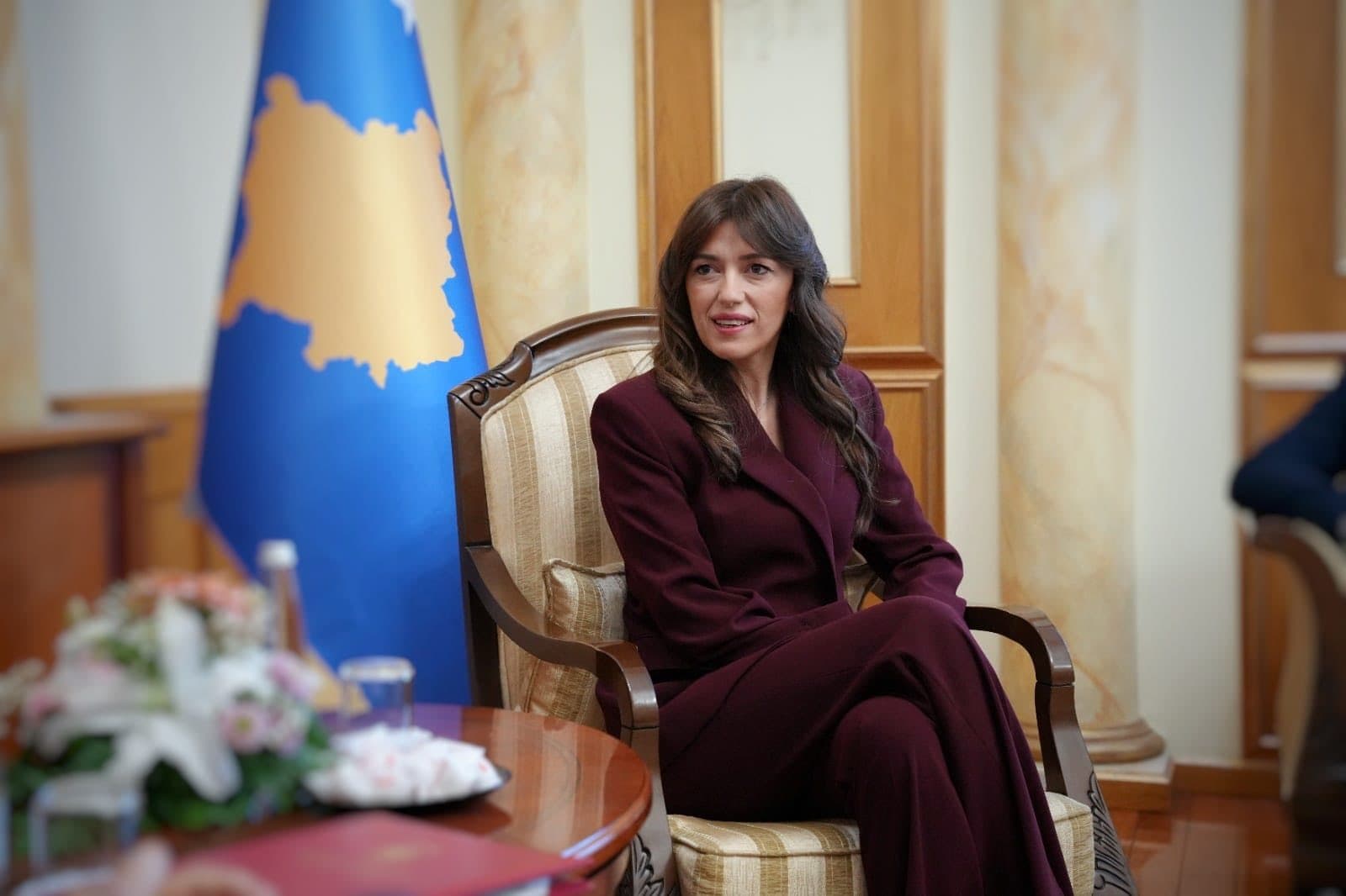 Data e zgjedhjeve: Haxhiu takon sot partitë politike