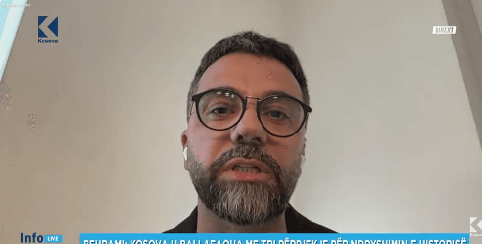 Deputeti i PDK-së: Kurti dhe njerëz afër tij, tash e 6 vjet bëjnë përpjekje për ndryshimin e historisë së Kosovës (Video)