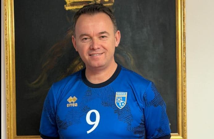 "A po fitojmë?", Peci: Përgjithmonë me ty Kosovë