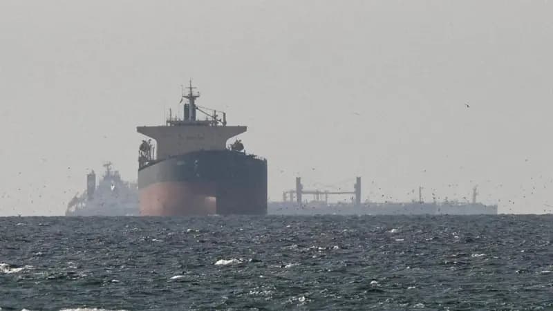 Britania e Madhe dhe Franca ndërtojnë koalicion për të siguruar Hormuzin