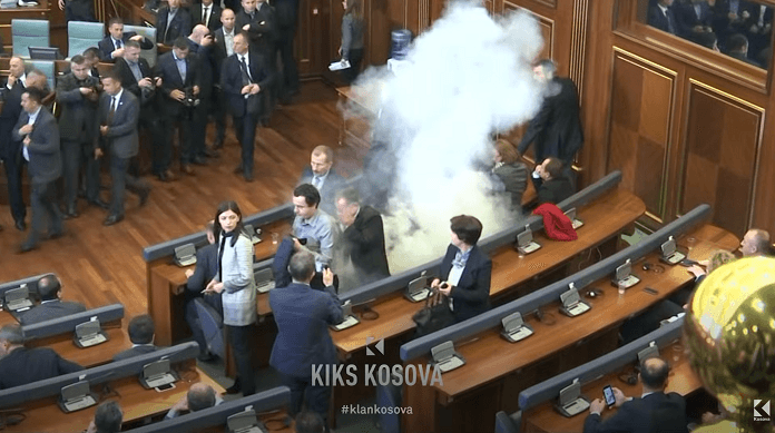 Kryeparlamentarë, ministra, kryetarë komunash, deputetë e drejtorë - kush i shpëtoi ligjit? (VIDEO)