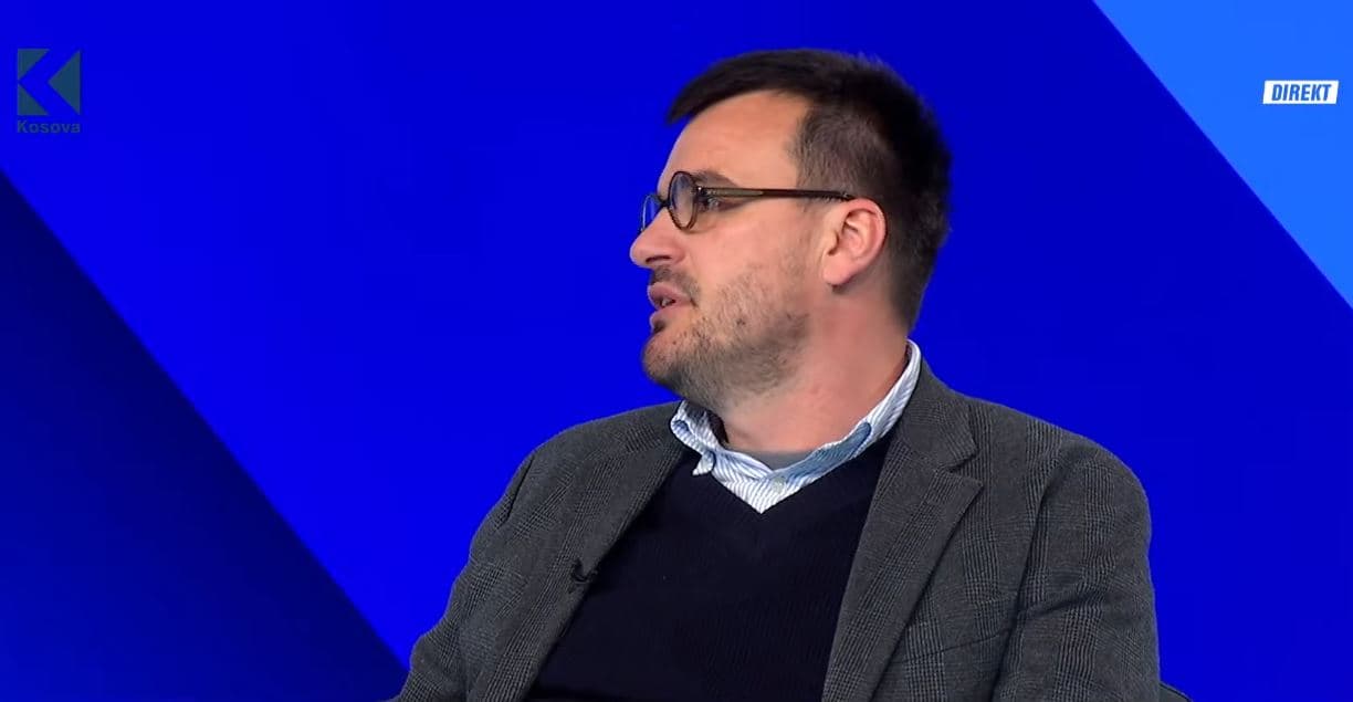 A po rrezikohen aleancat e Kosovës? Balaj: S’ka personalitet politik që i cenon këto relata (VIDEO)