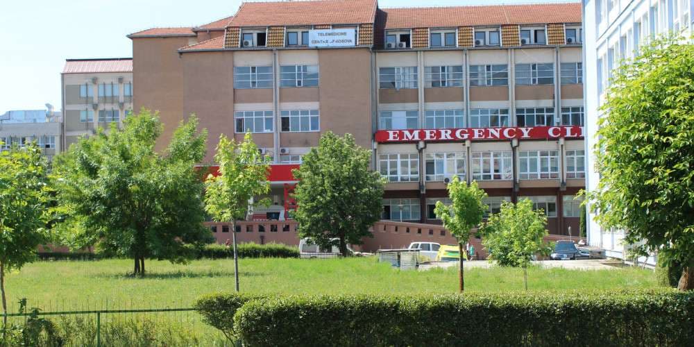 Vdes shtetasi i huaj në QKUK, policia nis hetimet