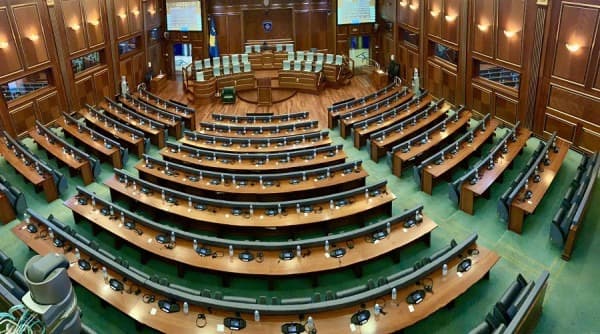 Rritja e çmimeve të naftës, LDK mbledh nënshkrimet për seancë të jashtëzakonshme