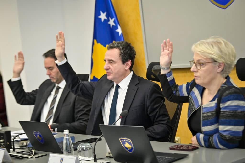 Qeveria miraton disa projektligje