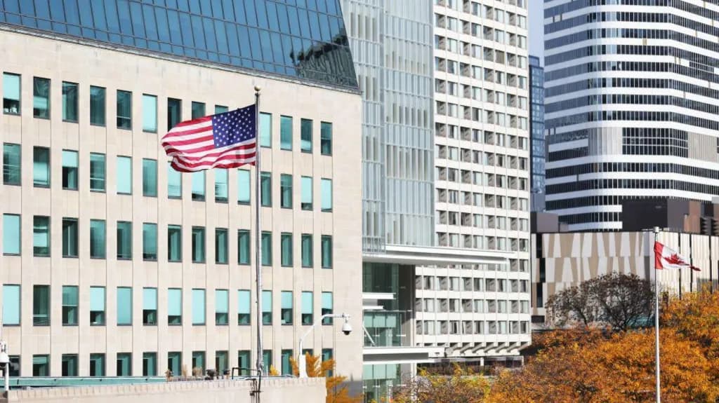 Policia kanadeze heton raportet për të shtëna në konsullatën amerikane në Toronto