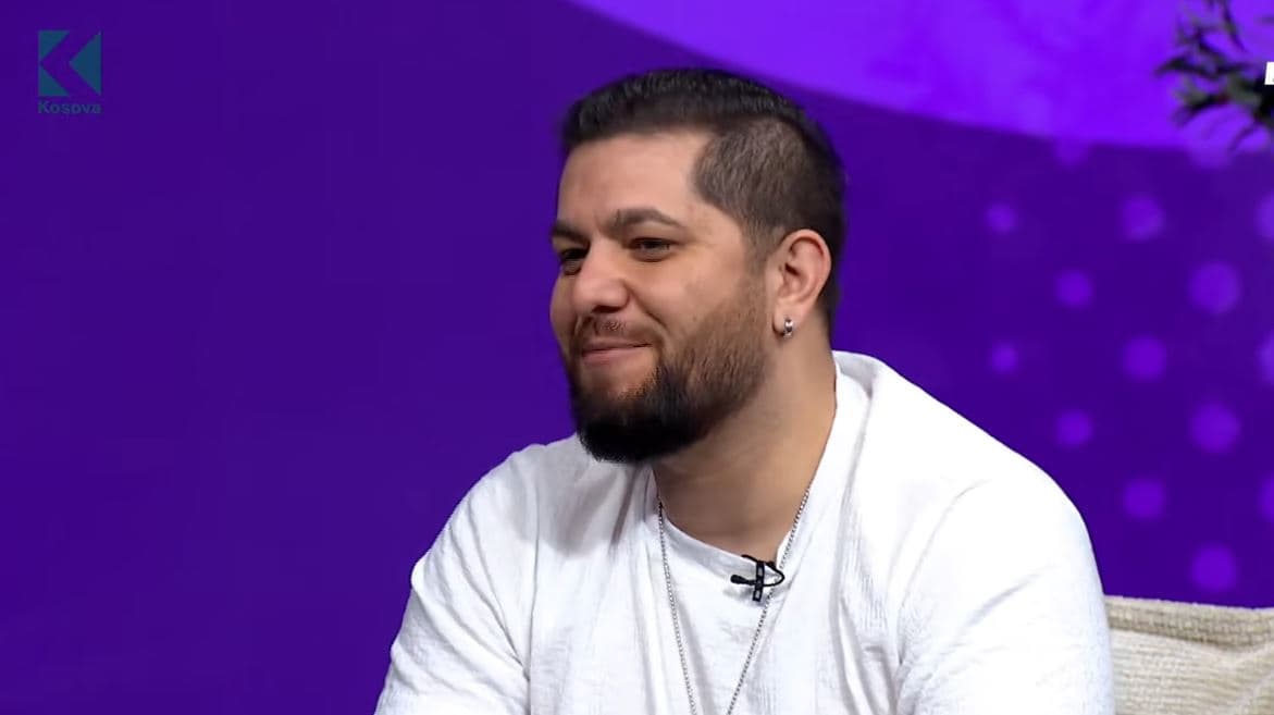 Emocionohet Daim Lala: Jemi nda duke e dashtë njëri-tjetrin (VIDEO)