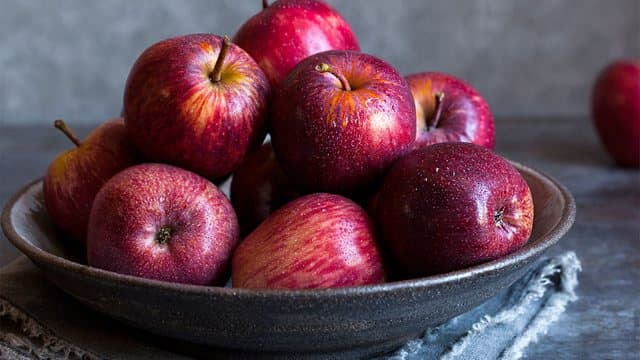 Molla, fruti që sjell shëndet dhe energji