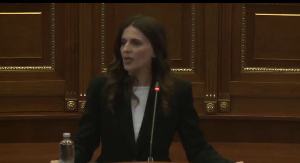 PDK insiston që rezoluta për luftën të jetë pika e parë, Çitaku: S’është turp e dobësi ta pranoni kërkesën e opozitës