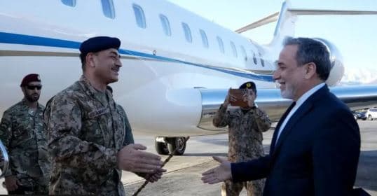Delegacioni nga Pakistani mbërrin në Teheran, synohet vazhdimi i negociatave SHBA-Iran