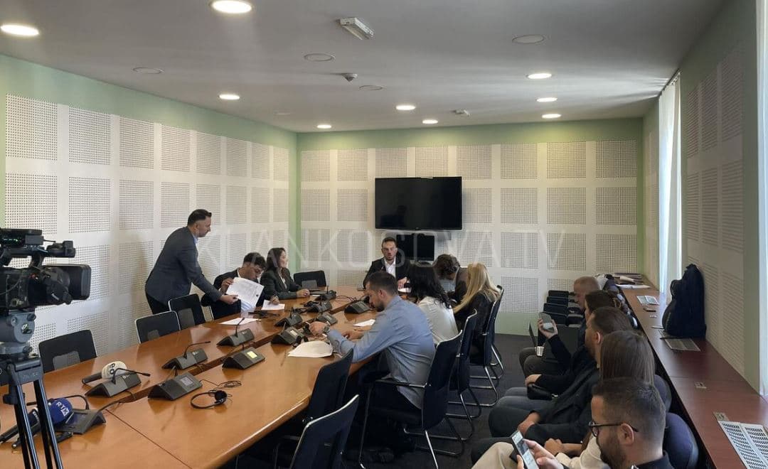 Komisioni e lë për të martën shqyrtimin e kandidatëve për KPM-në (VIDEO)
