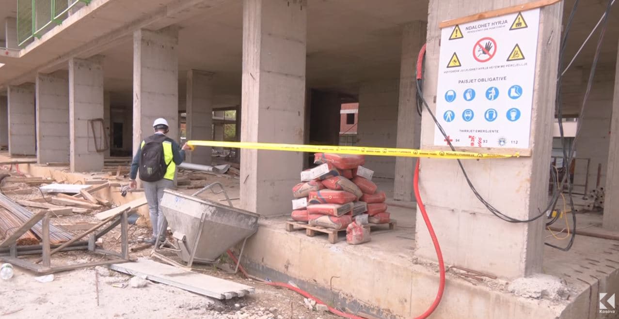 Brenda 48 orëve, në 16 raste ndalohen punimet në objekte ndërtimi, 11 veç në Prizren