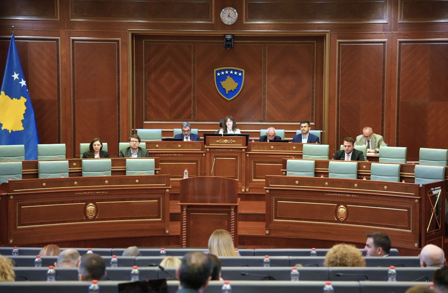 S’duhet dekret: Nëse nuk ka president deri në mesnatë, vendi shkon automatikisht në zgjedhje