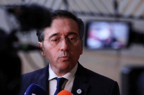 Spanja rihap ambasadën e saj në Teheran