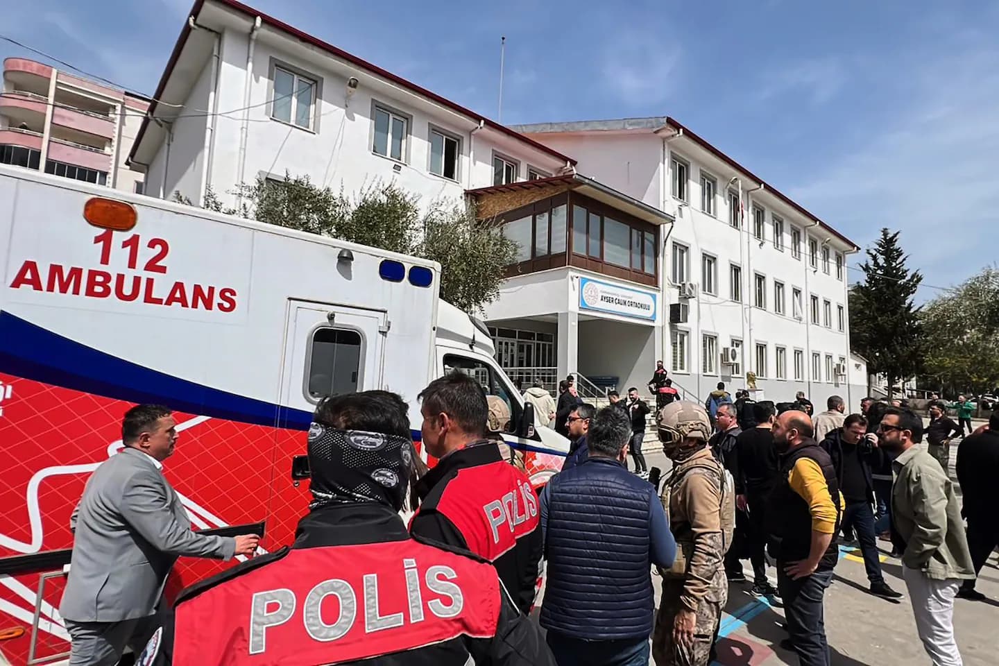 Shkon në 10 numri i viktimave nga sulmi në shkollën në Turqi, vdes një tjetër nxënës