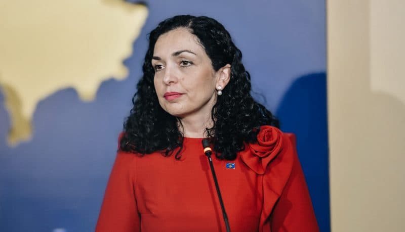 “Kafe mes miqsh”, Osmani flet shkurt pas takimit me kreun e LDK-së