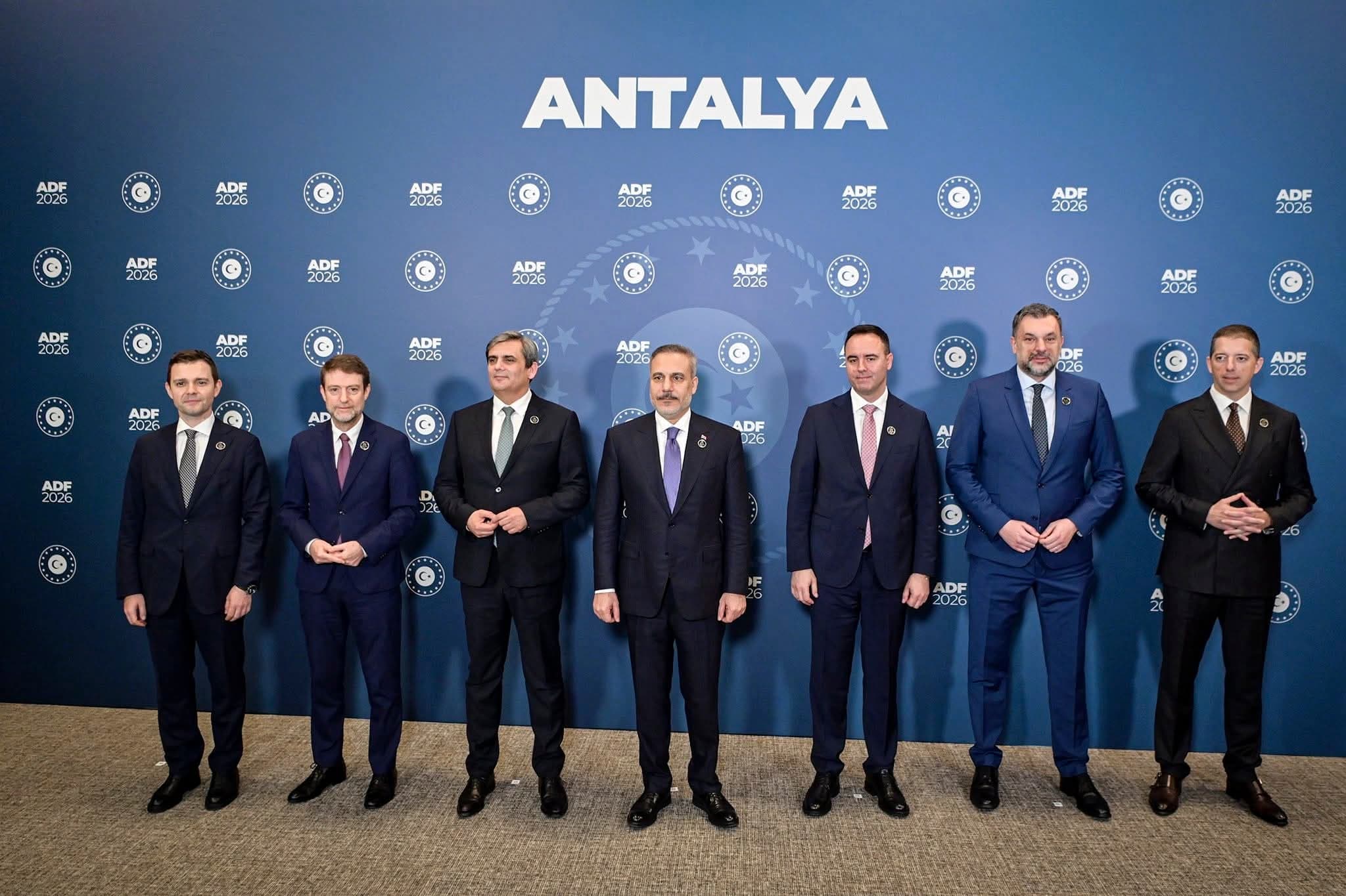 Konjufca përfaqëson Kosovën në forumin e Antalyas, theksohet rëndësia e bashkëpunimit rajonal
