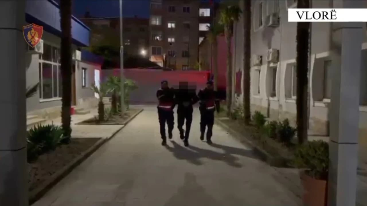 E kishte kthyer banesën në ‘bazë’ për përgatitjen e drogës, prangoset  53-vjeçari në Vlorë