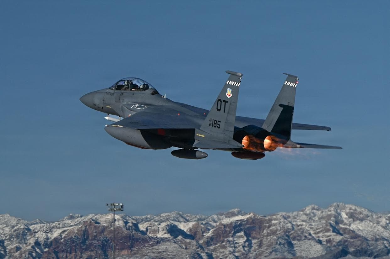 Irani pretendon se ka rrëzuar dy avionë ushtarake të ShBA-së