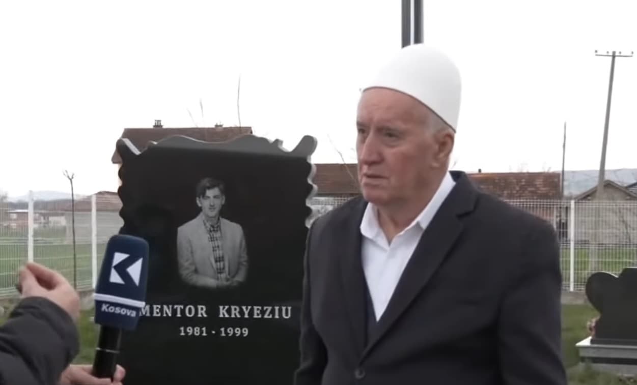 “Ma morën djalin nga dora”, flet babai i Mentor Kryeziut të vrarë në masakrën e Kralanit (VIDEO)