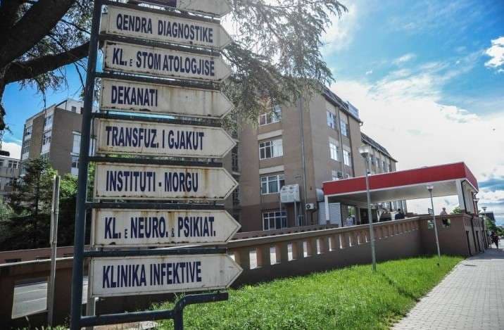 Konfirmohet nga QKUK: Vdes 30-vjeçari pas plagëve me armë zjarri