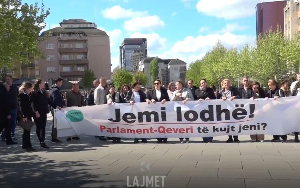 Pakënaqësi për 1 maj: Protesta e ankesa, krejt mbetën veç parulla (VIDEO)