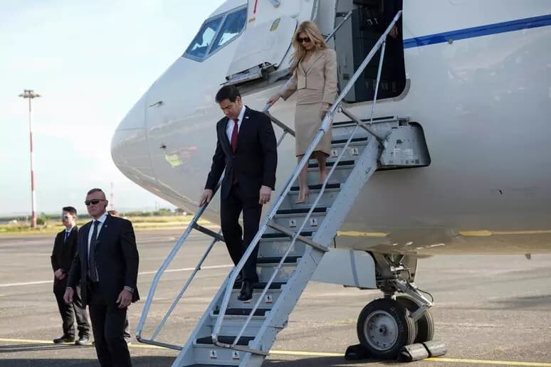 Sekretari i Shtetit i SHBA-së, Marco Rubio, mbërrin sot në Romë për një takim me Papën