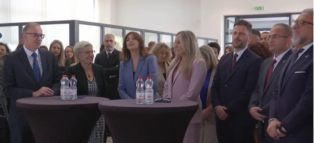 Gjykata Administrative: “Kunja” mes folësve në ceremoni (VIDEO)