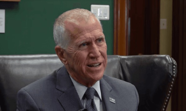 Senatori Tillis: Rusia dhe Irani janë ‘Bosht i së Keqes’