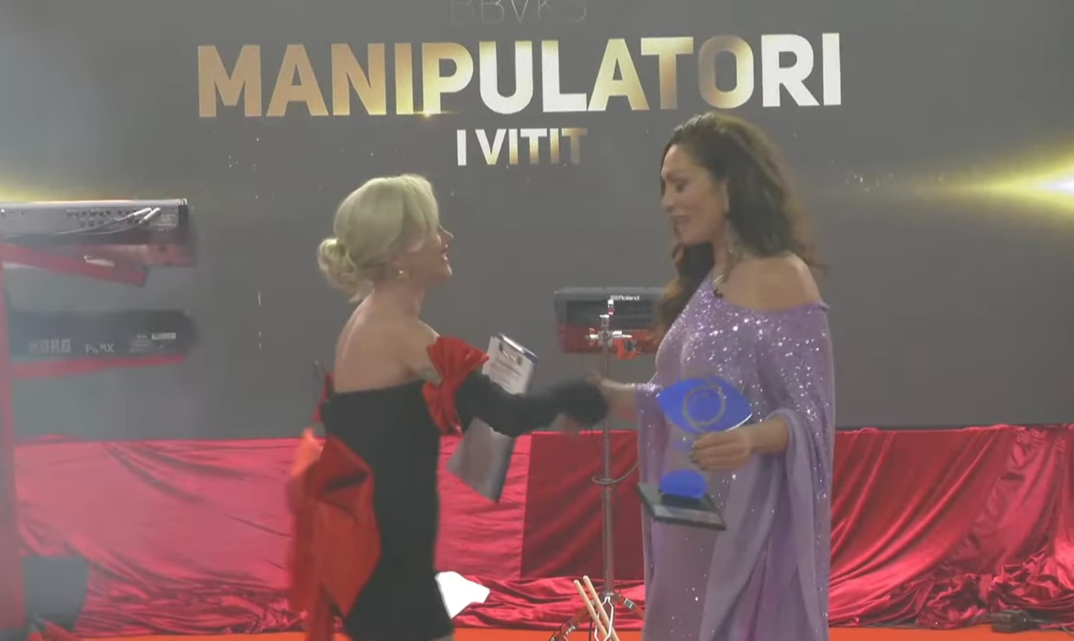 Drenusha zgjedhet manipulatorja e vitit nga publiku (VIDEO)